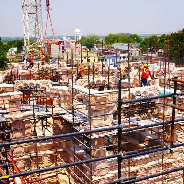 अयोध्या राम मंदिर के प्रथम चरण का कार्य दिसंबर 2023 में पूरा हो जाएगा और जनवरी 2024 में भगवान राम विराजमान हो जाएंगे।