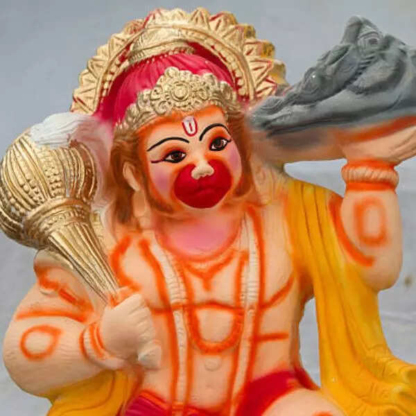 इस उपाय से हनुमान जी की बरसेगी कृपा