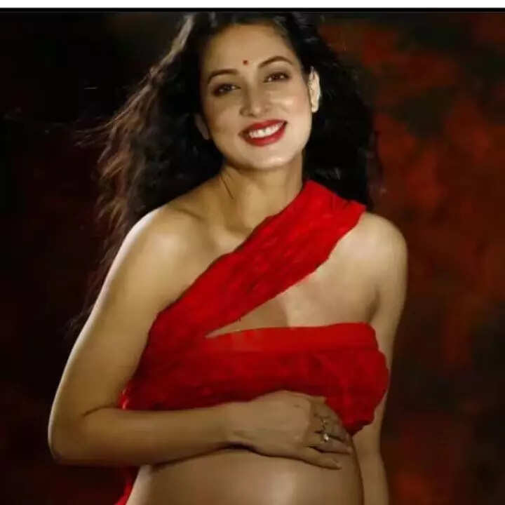 विदिशा ने करवाया बोल्ड फोटोशूट