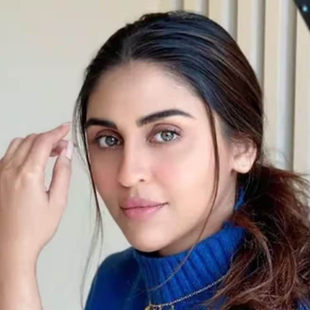क्रिस्टल डिसूजा Krystle DSouza