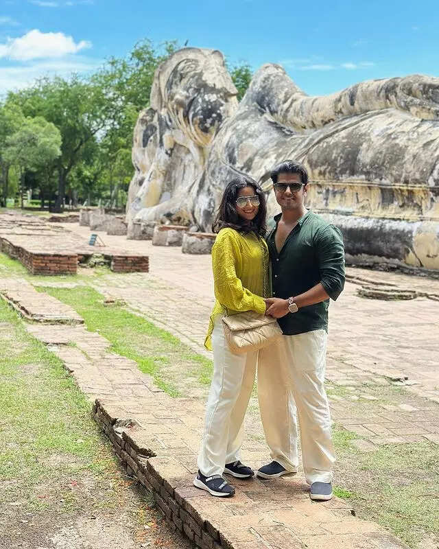 वायरल हुई रोमांटिक तस्वीरें