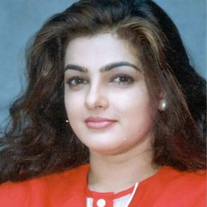 ममता कुलकर्णी