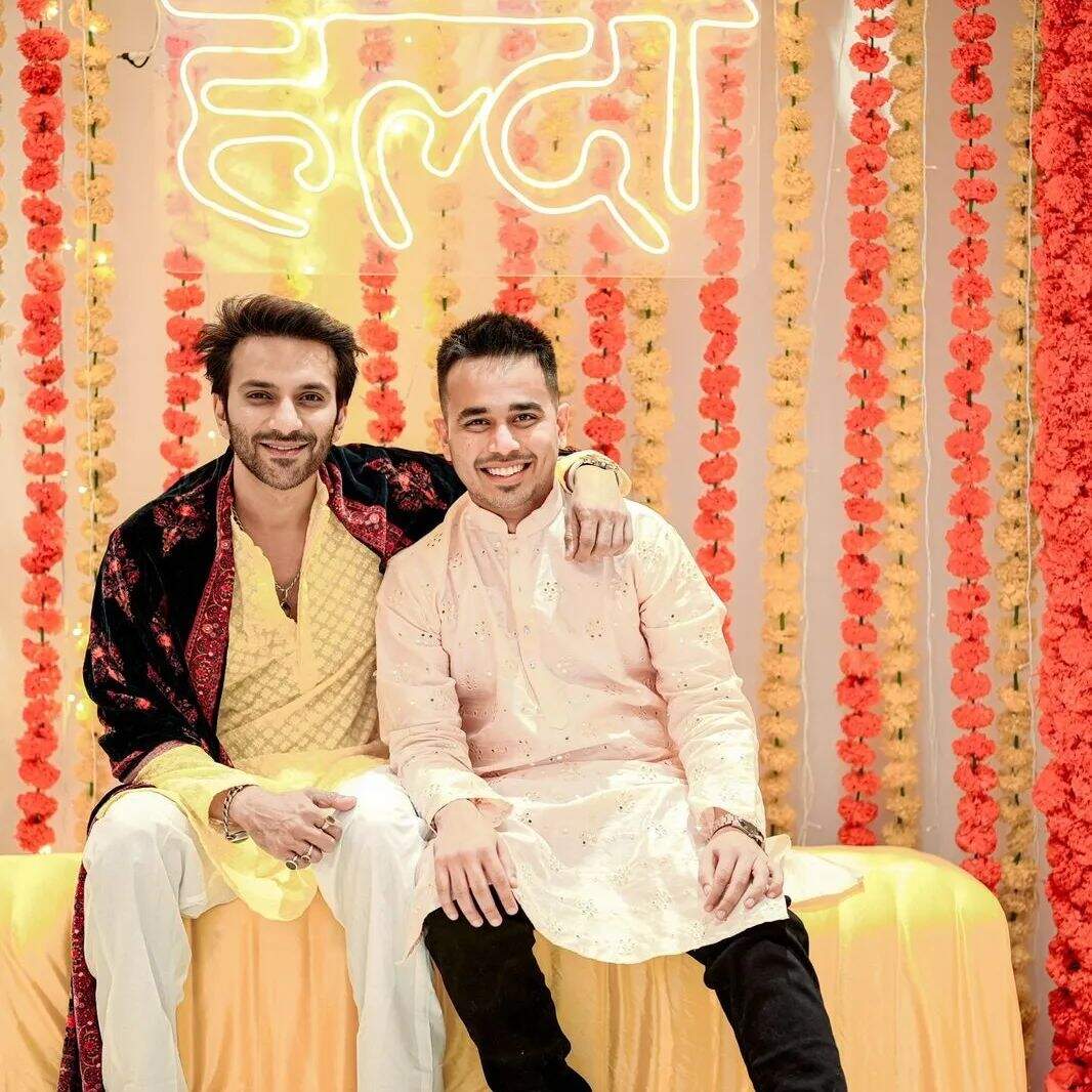 बेहद खुश दिखे अली मर्चेंट