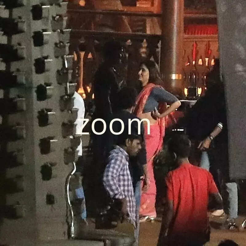 फैंस से नहीं हो रहा इंतजार