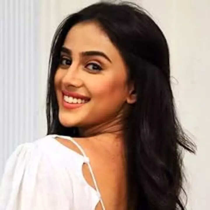 सयाली सालुखे
