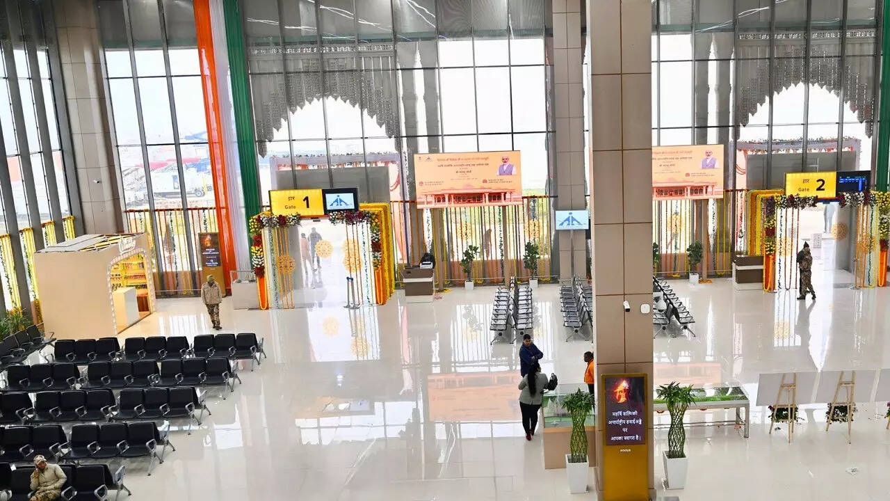 10 लाख यात्री क्षमता