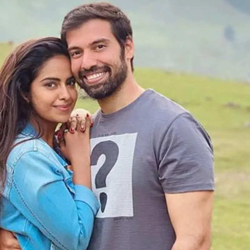 अविका गौर-मिलिंद चंदवानी Avika Gor and Milind Chandwani