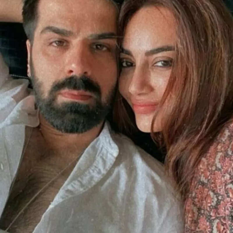 सुरभि ज्योति-सुमित सुरी Surbhi Jyoti-Sumit Suri