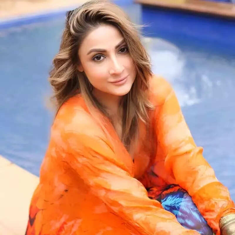 उर्वशी ढोलकिया Urvashi Dholakia