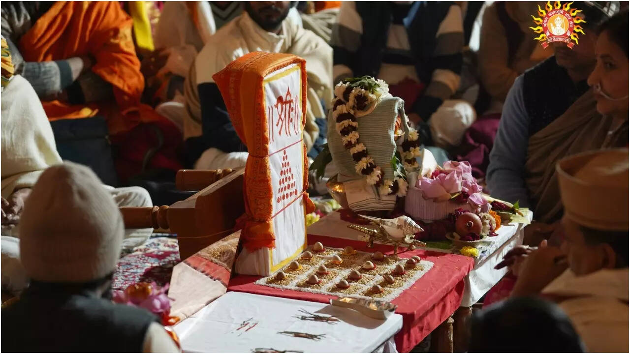 Ram Mandir Latest Photos राम मंदिर में पहुंची रामलला की मूर्ति सबसे पहले यहां देखें तस्वीरें