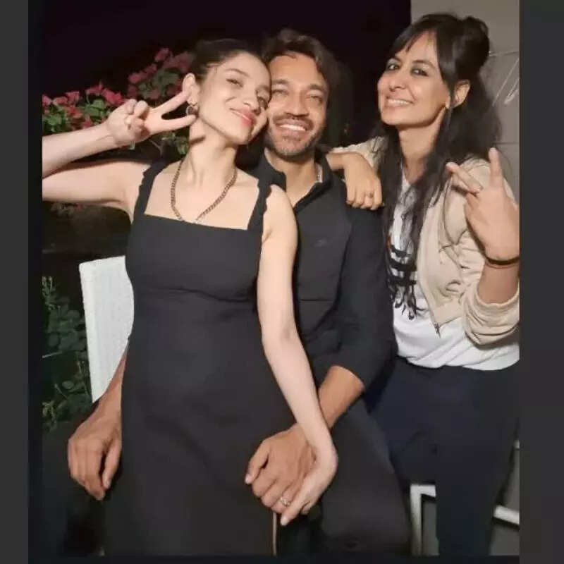 देखने लायक रही अंकिता-विक्की की खुशी