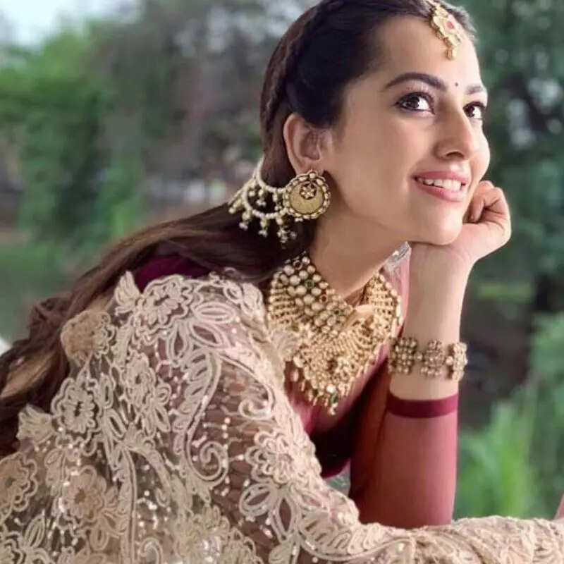 अनघा भोंसले