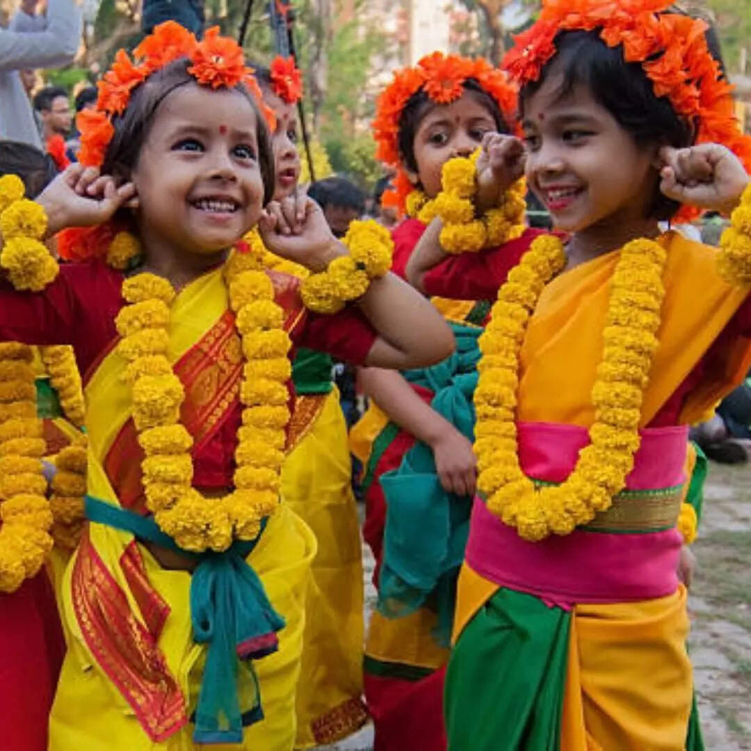  पीले वस्त्र पहनें 