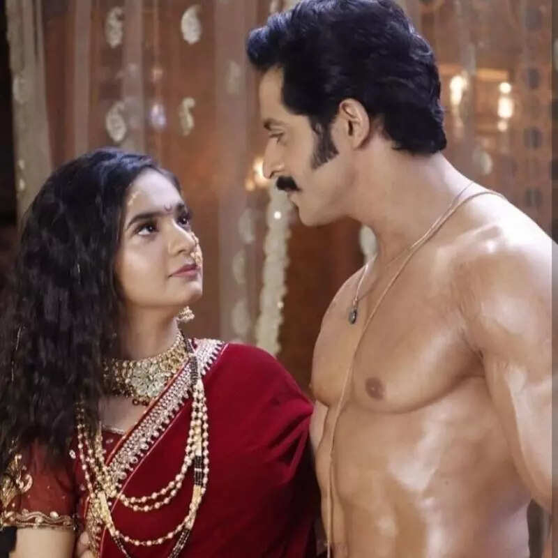 अनुष्का सेन Anuska Sen