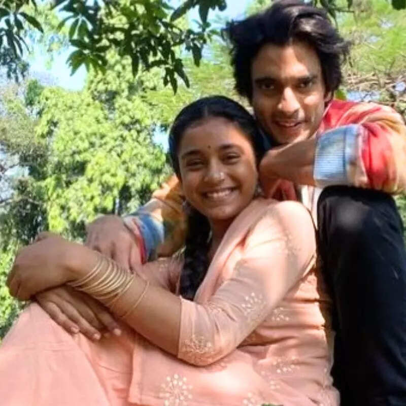 सुंबुल तौकीर खान Sumbul Touqeer Khan