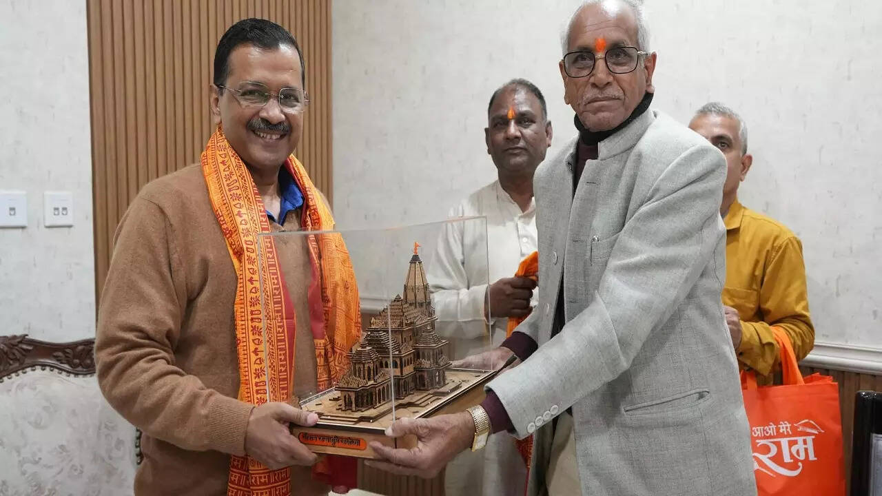 चंपत राय ने किया स्वागत