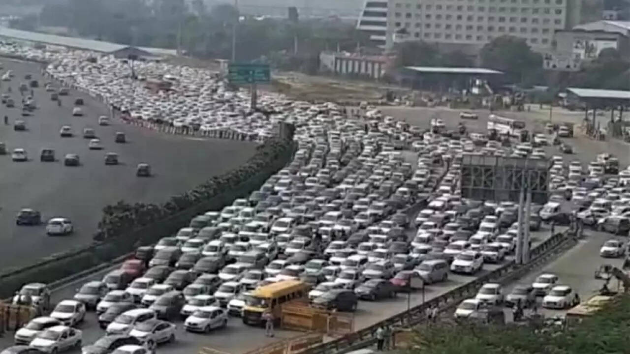 रजोकरी बॉर्डर दिल्ली-जयपुर हाईवे