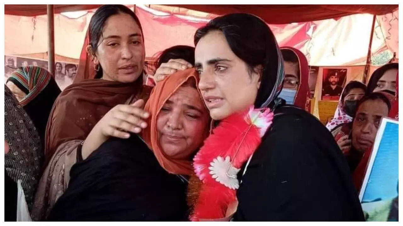 बलूचों का आंदोलन चल रहा था