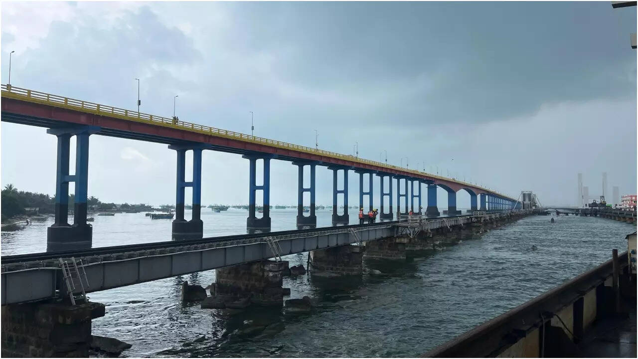 मंडपम से रामेश्वरम बस 20 मिनट में
