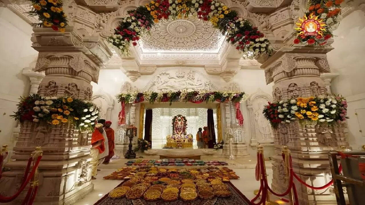 राम मंदिर में कितना दान