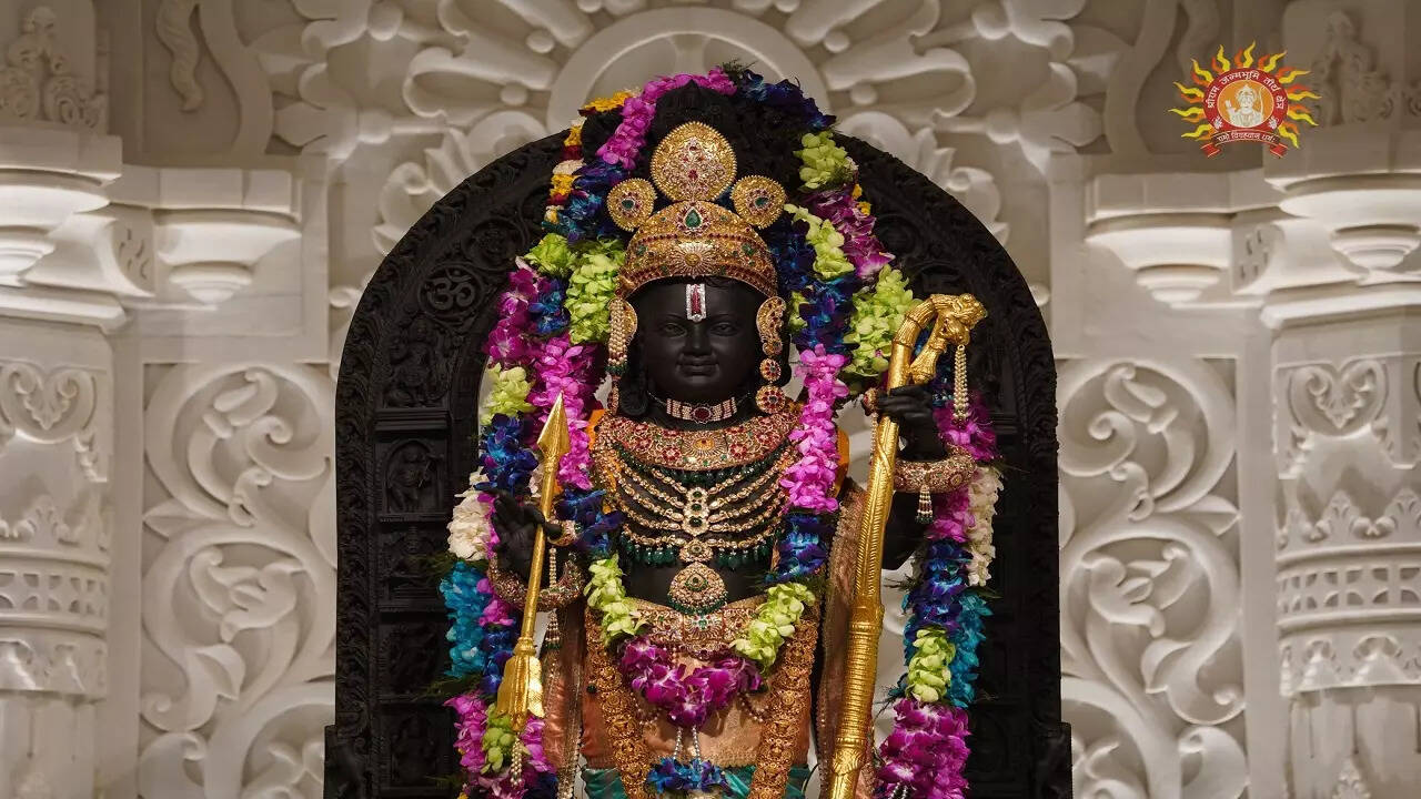 राम मंदिर दान में क्या-क्या
