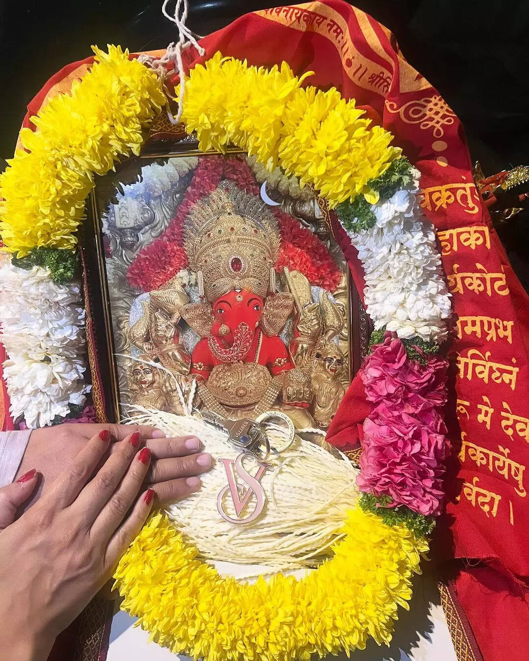 खास मौके पर लिया गणपति बप्पा का आशीर्वाद