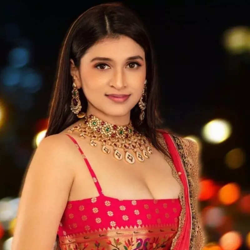 मन्नारा चोपड़ा Mannara Chopra