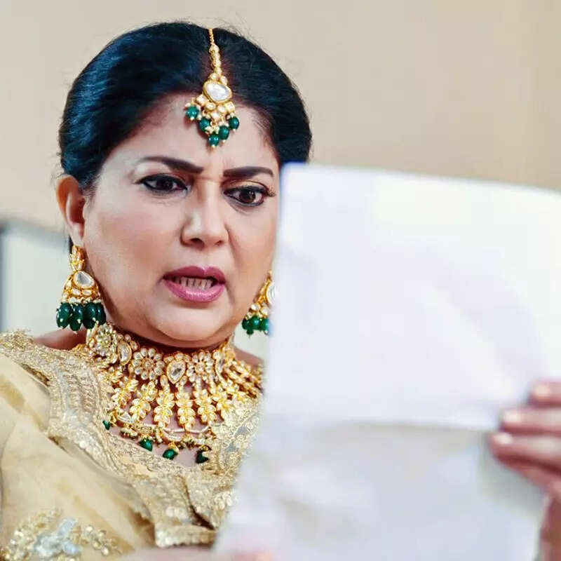लुबना सलीम (Lubna Salim)