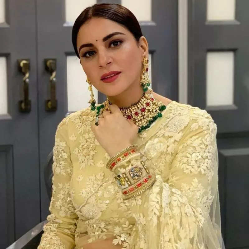 श्रद्धा आर्या (Shraddha Arya)