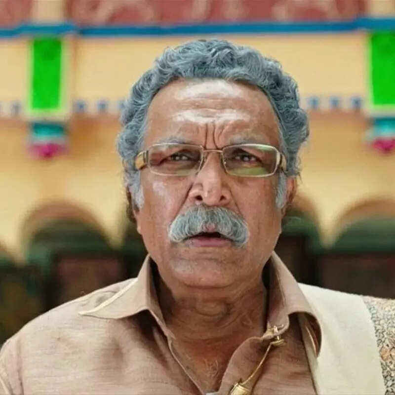 नंबर 1 खलनायक