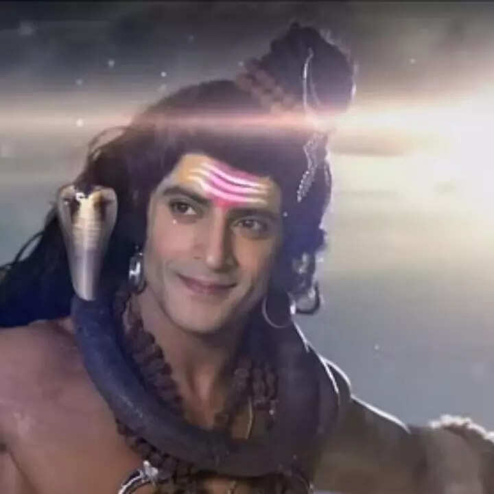 विकास मनकतला