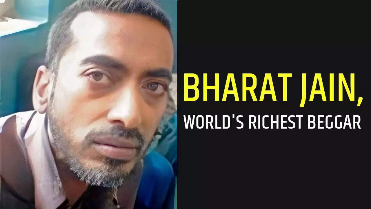 भरत जैन की उम्र करीब 55 साल है जो पिछले चालीस से ज्यादा सालों से मुंबई में भीख मांग रहे हैं।