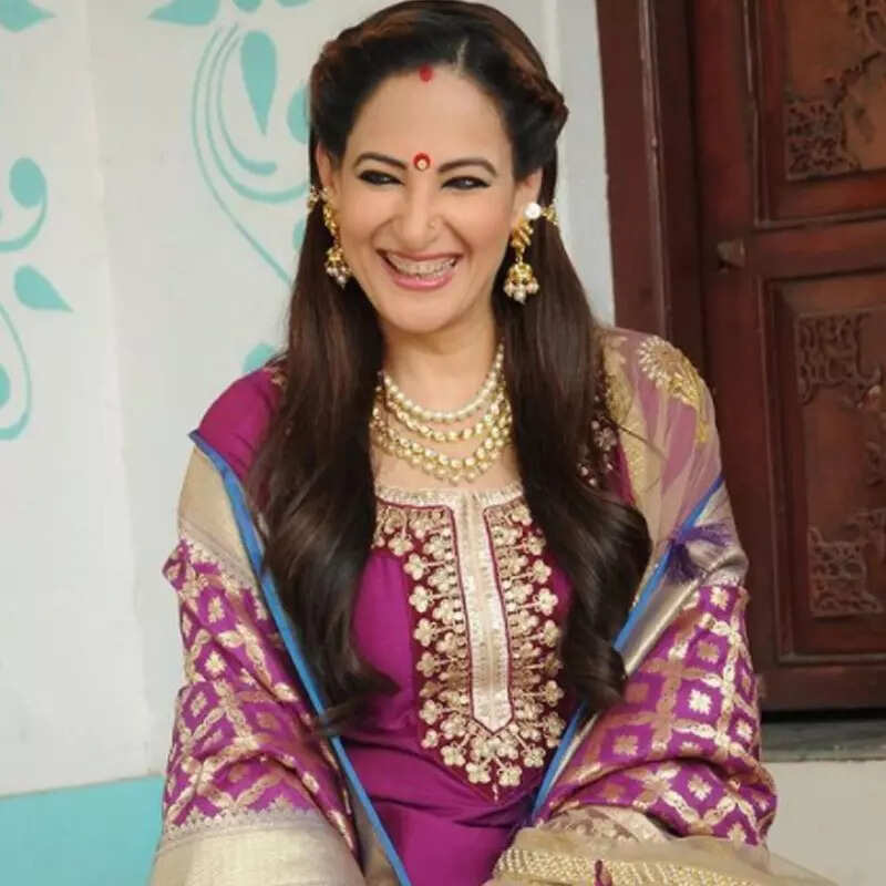 रक्षंदा खान Rakshanda Khan