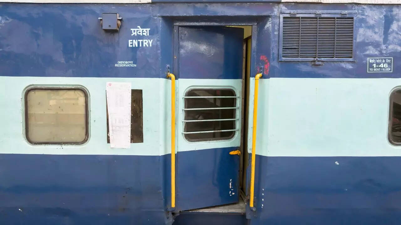 कितने साल तक के बच्चे ट्रेन में करते हैं मुफ्त सफर