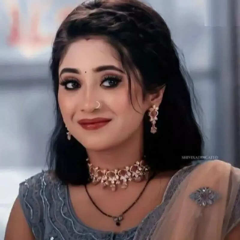 शिवांगी जोशी (Shivangi Joshi)