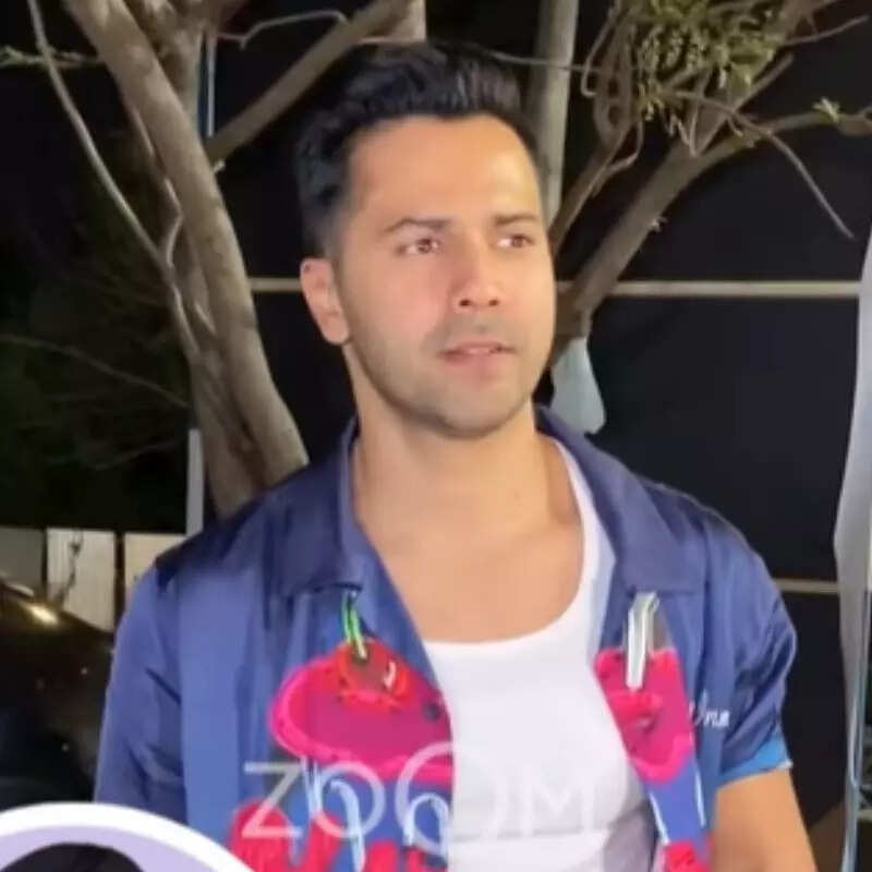 वरुण धवन 