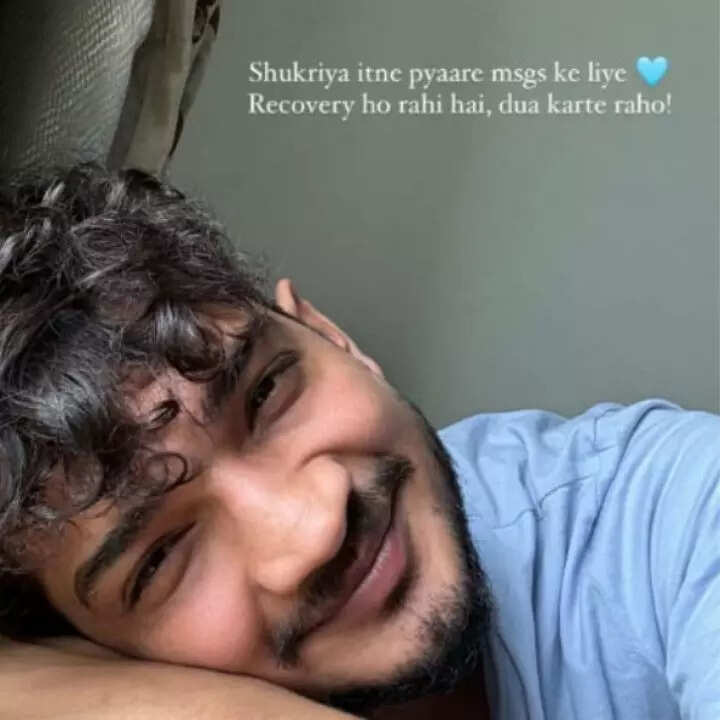 मुनव्वर ने फैंस से कहा- दुआ करते रहो