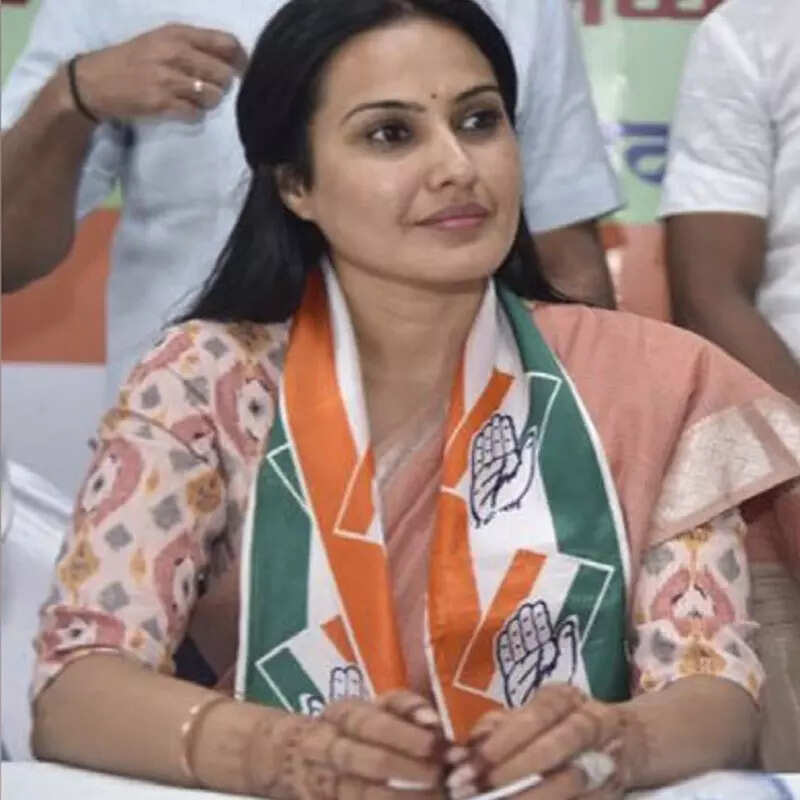 काम्या पंजाबी Kamya Punjabi