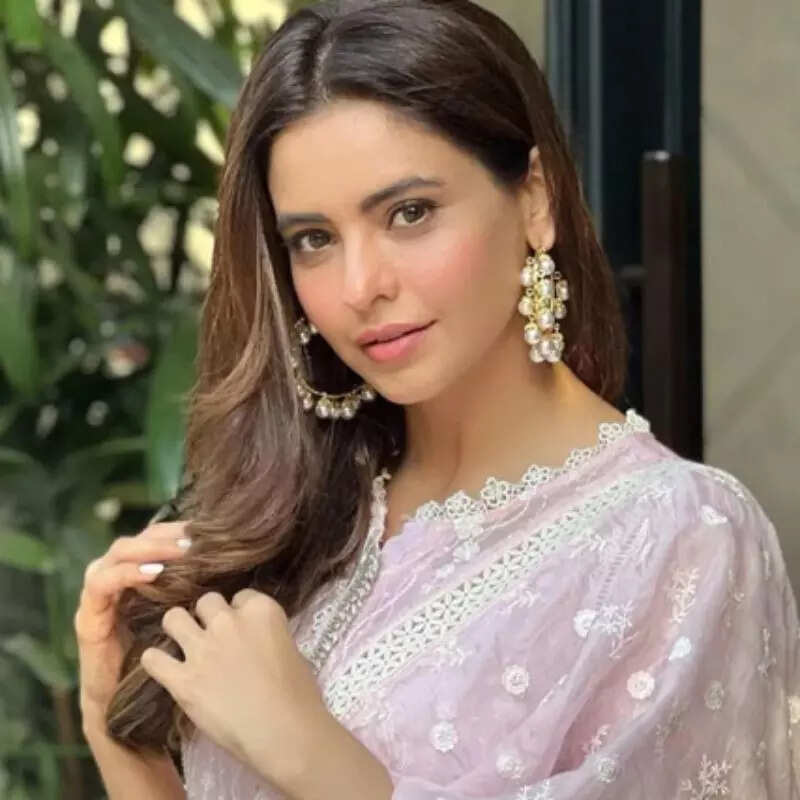 आमना शरीफ Aamna Sharif
