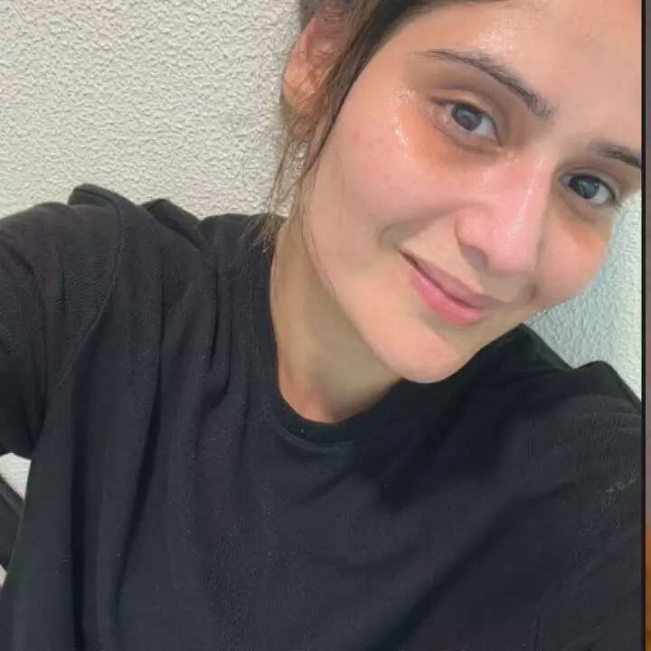 आरती ने शेयर की वर्कआउट ग्लो फोटो
