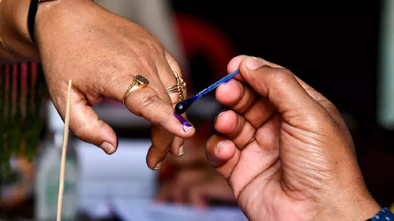 Sixth Phase Voting Data छठे चरण में 6336 प्रतिशत मतदान हुआ अब तक सबसे कम मतदान पांचवें चरण में