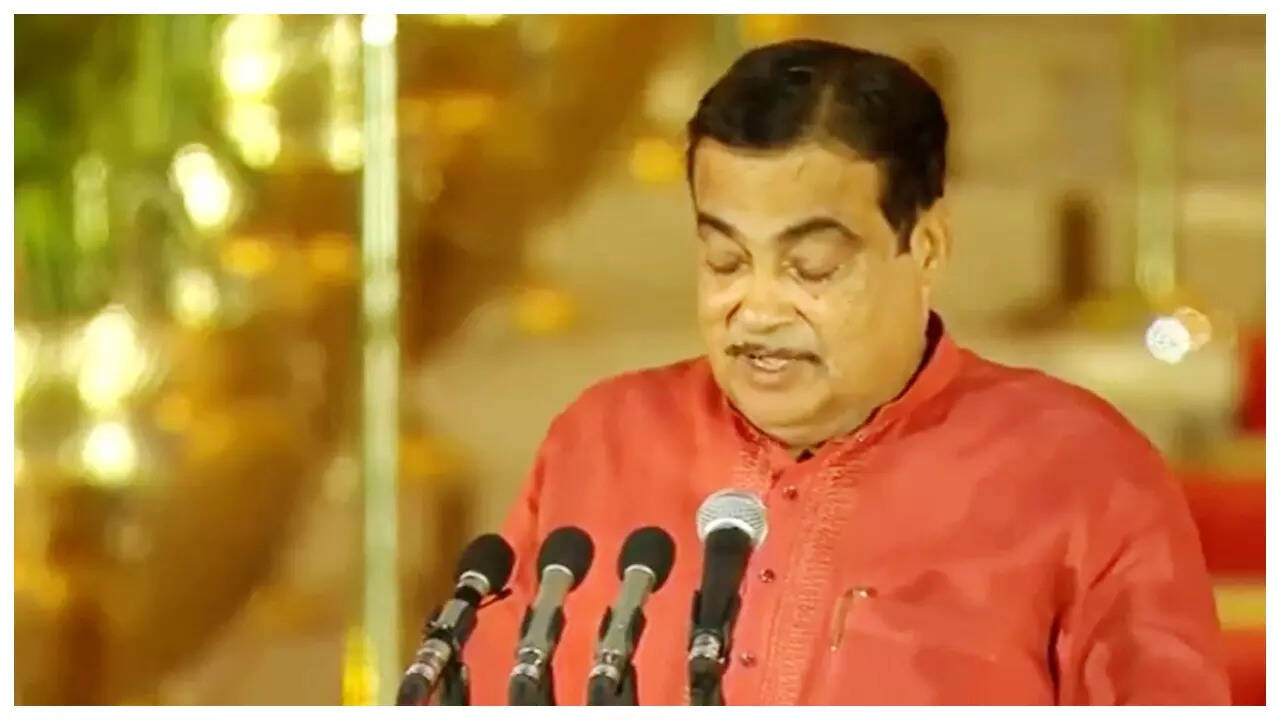 नितिन गडकरी फिर बने केंद्रीय मंत्री
