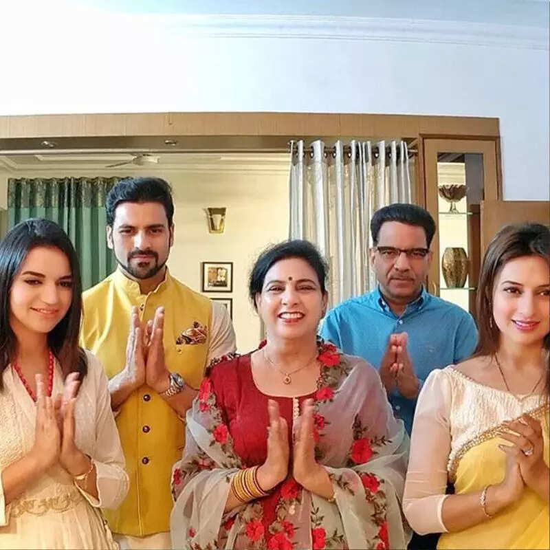 दिव्यांका त्रिपाठी Divyanka Tripathi