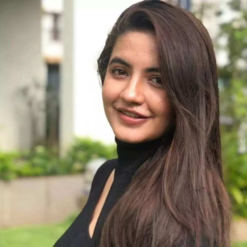 मीरा देओस्थले Meera Deosthale