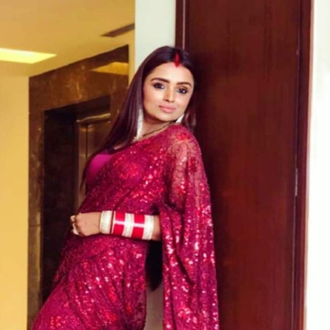 पारुल चौहान Parul Chauhan