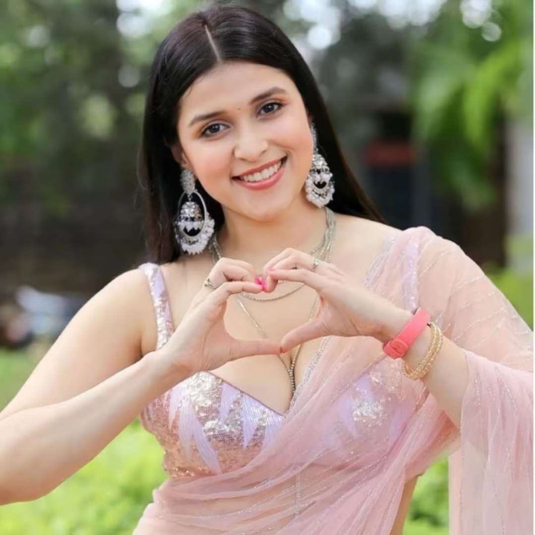 मन्नारा चोपड़ा Mannara Chopra