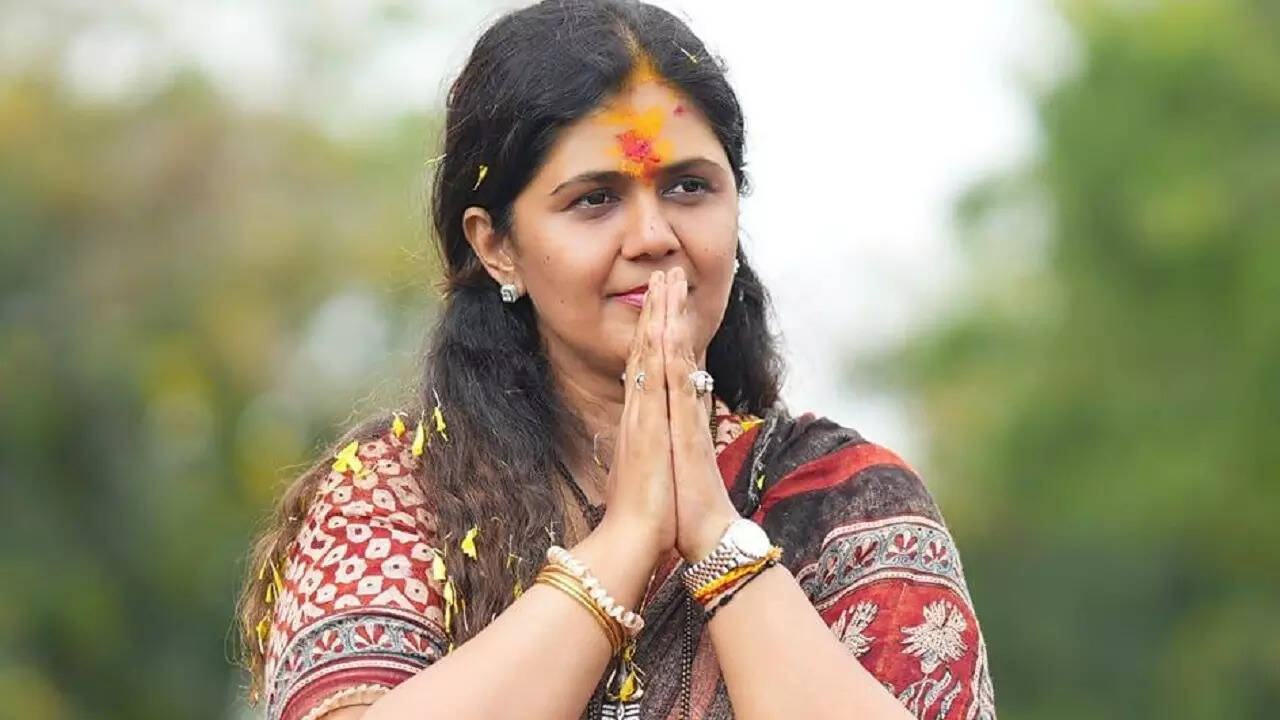 पंकजा मुंडे भी दुखी