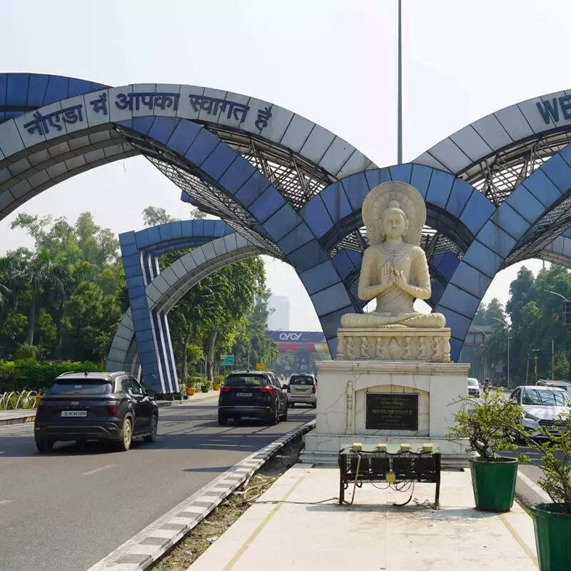 नोएडा की हवा जहरीली