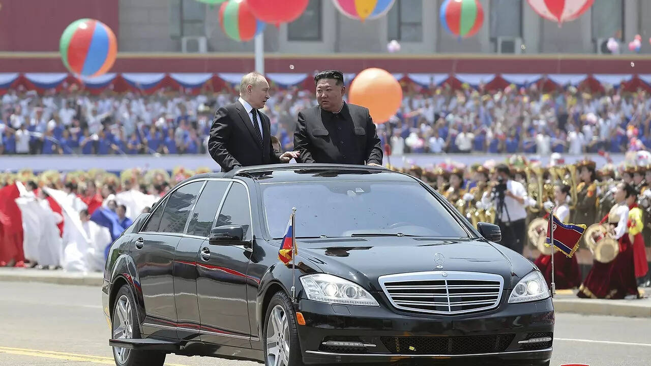 किम जोंग उन के पास कई लग्जरी कारें
