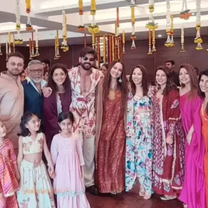 सोनाक्षी की मेहंदी की फोटोज आई सामने